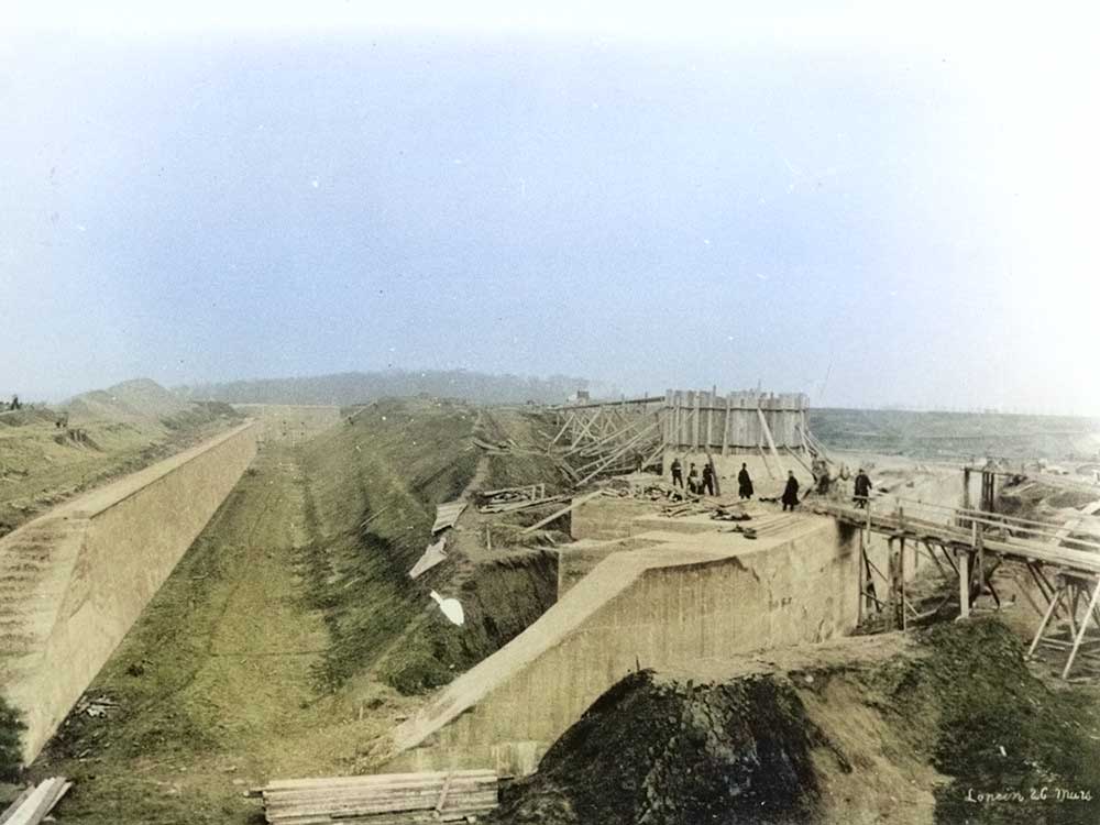 Le Fort de Loncin en construction. 26 mars 1890.