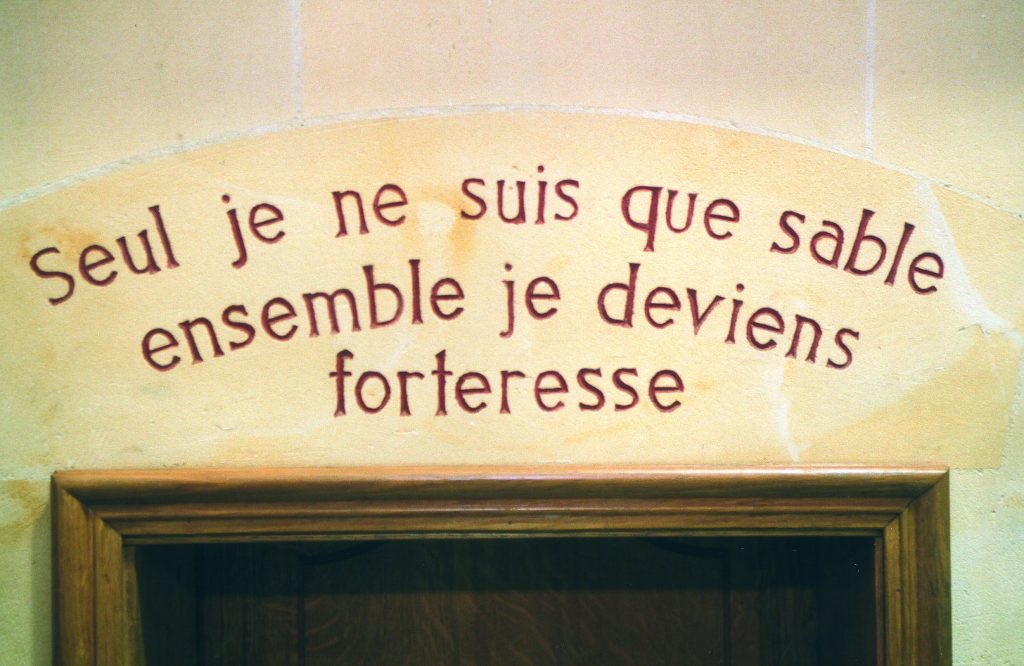 Citation au fort d'Eben Emael.