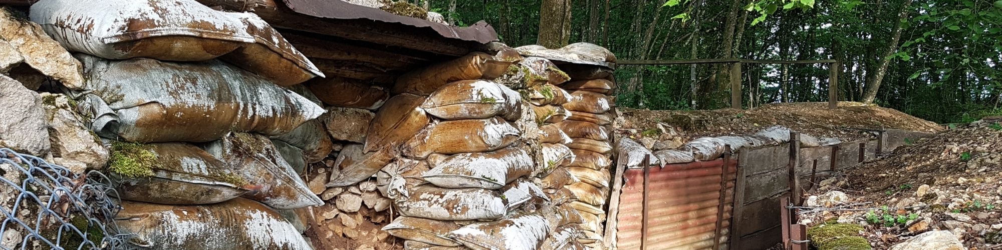 Tranchées de Bois Brulé et croix des redoutes