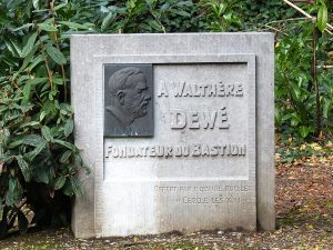 Monument of the founder of the Dame Blanche, Walthère Dewé