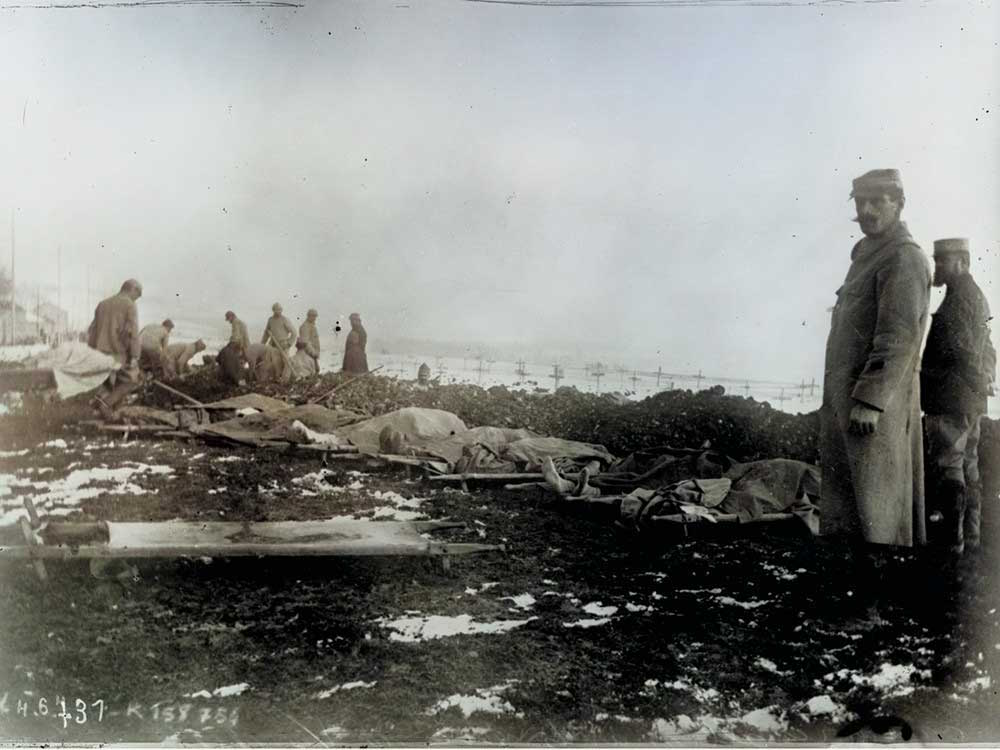 Duitse lijken nabij Verdun. 1916.