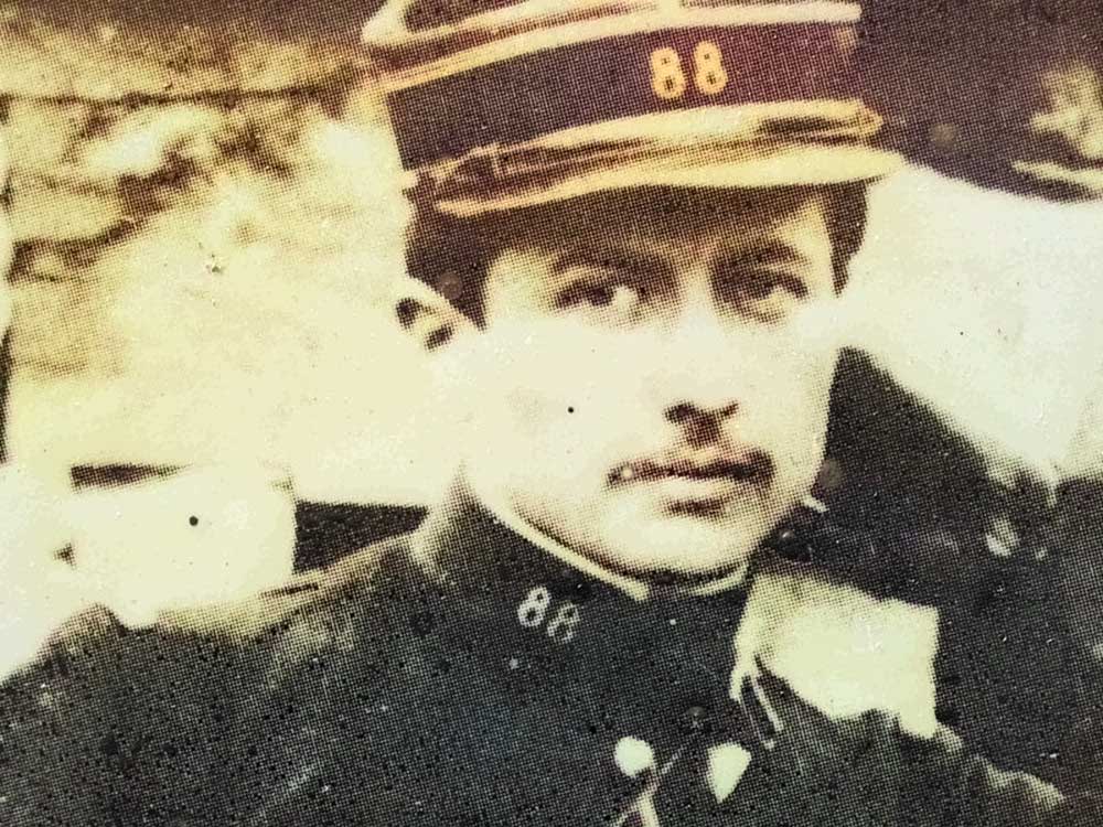Alain-Fournier (1886-1914), Leutnant im Jahr 1913 bei den Manövern von Caylus.
