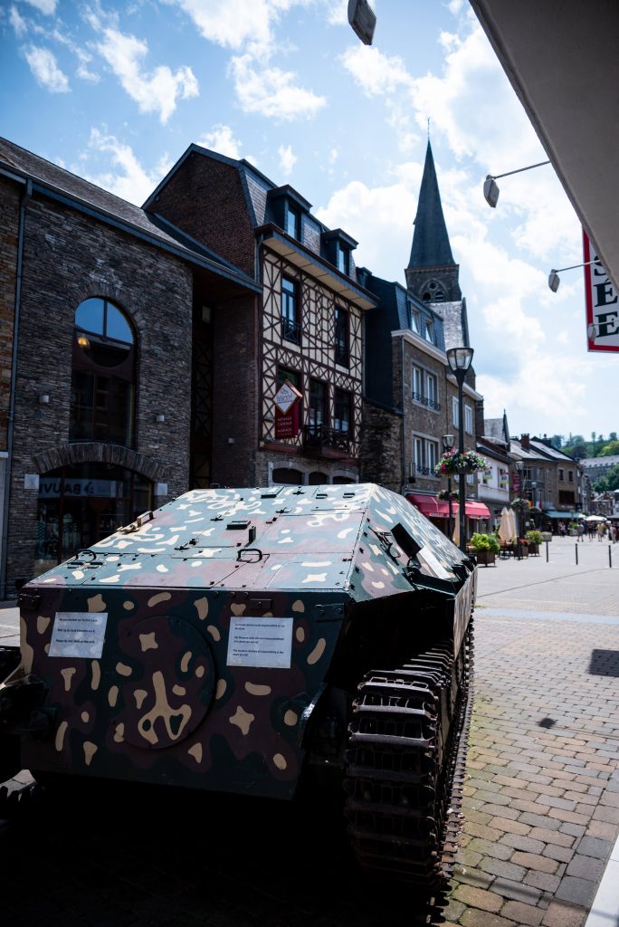 De ingang van het Museum van de Slag om de Ardennen.