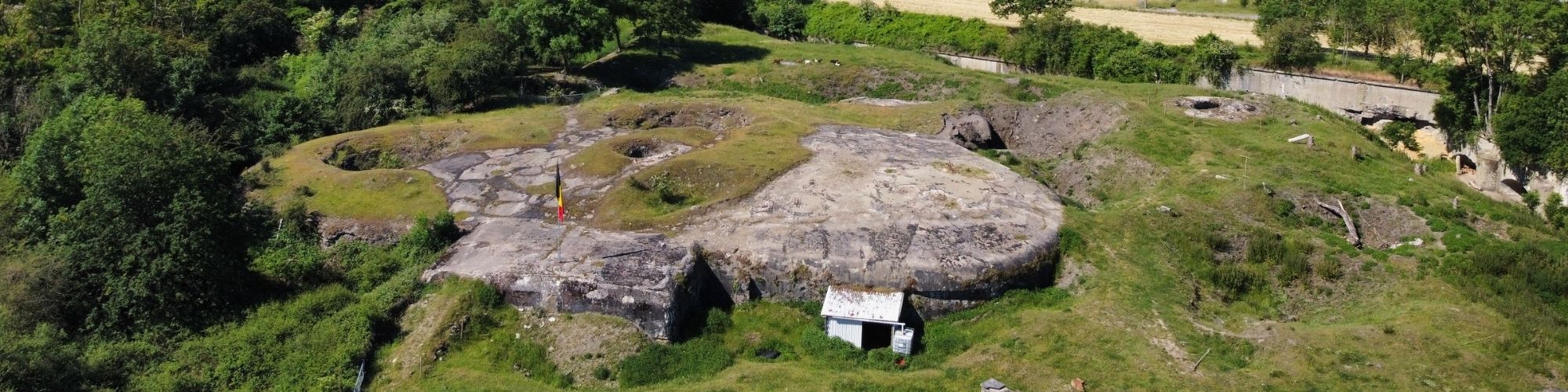 Vue panoramique sur le fort de Flémalle.