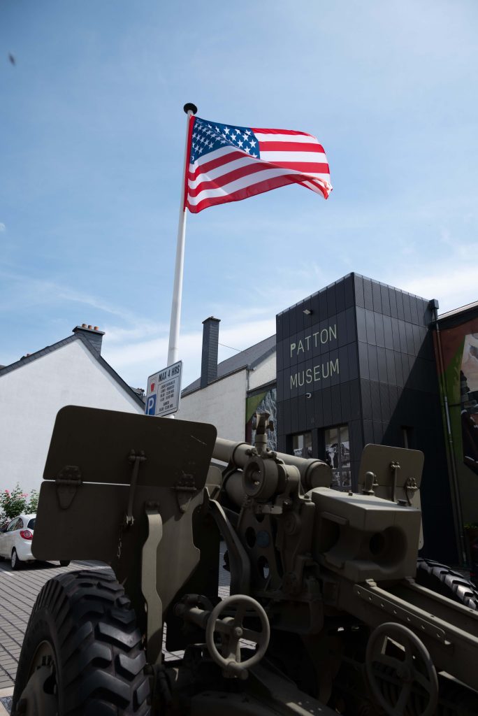 L'entrée du mémorial du Général Patton.