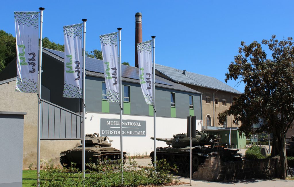 L'entrée du Musée National d'Histoire militaire.