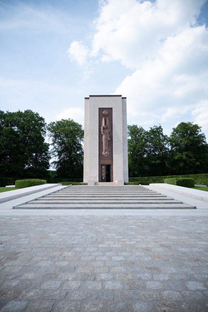 Kapelle des amerikanischen Friedhofs in Luxemburg.