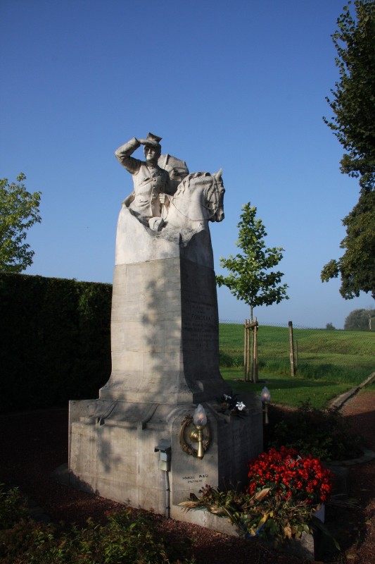 Le monument au cavalier Fonck à Thimister.