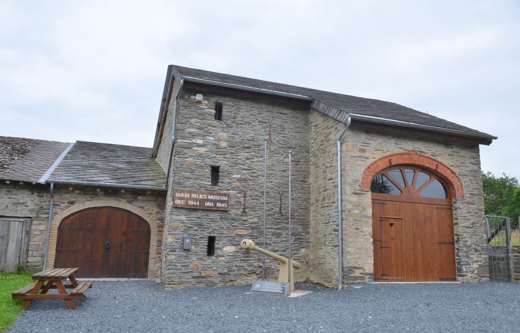 Ancien bâtiment en pierre.