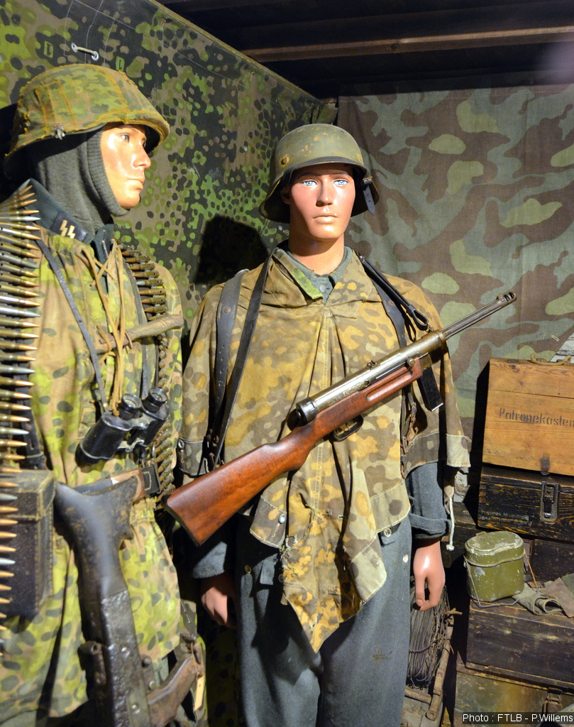 Kostuumpop met de kleding van een Amerikaanse soldaat.